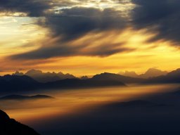 Spiel_von_Sonne_und_Wolken